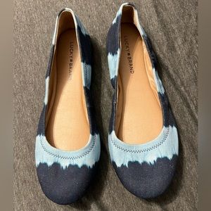 Size 8.5 Lucky Brand ballet flats